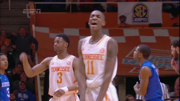 1H TENN T. Owens made Two Point Tip Shot. - ESPN Video