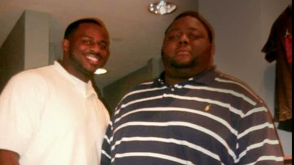 Fletcher Cox playing for his brother