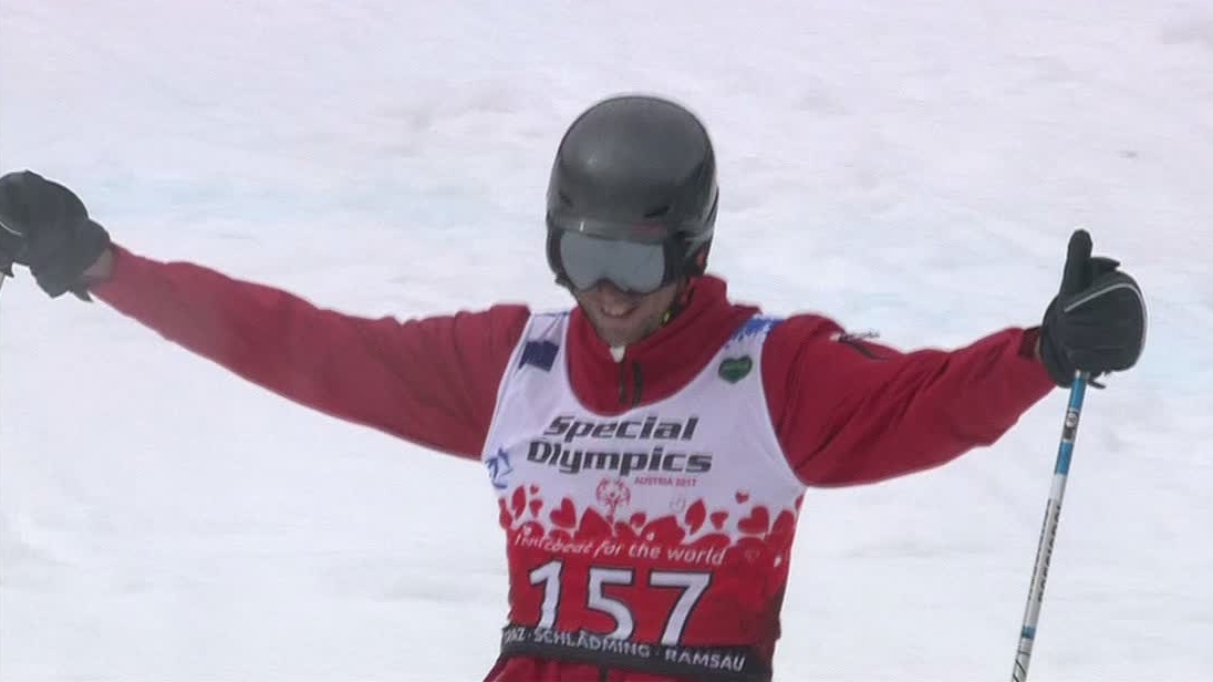 Santos comes away with silver in super-G