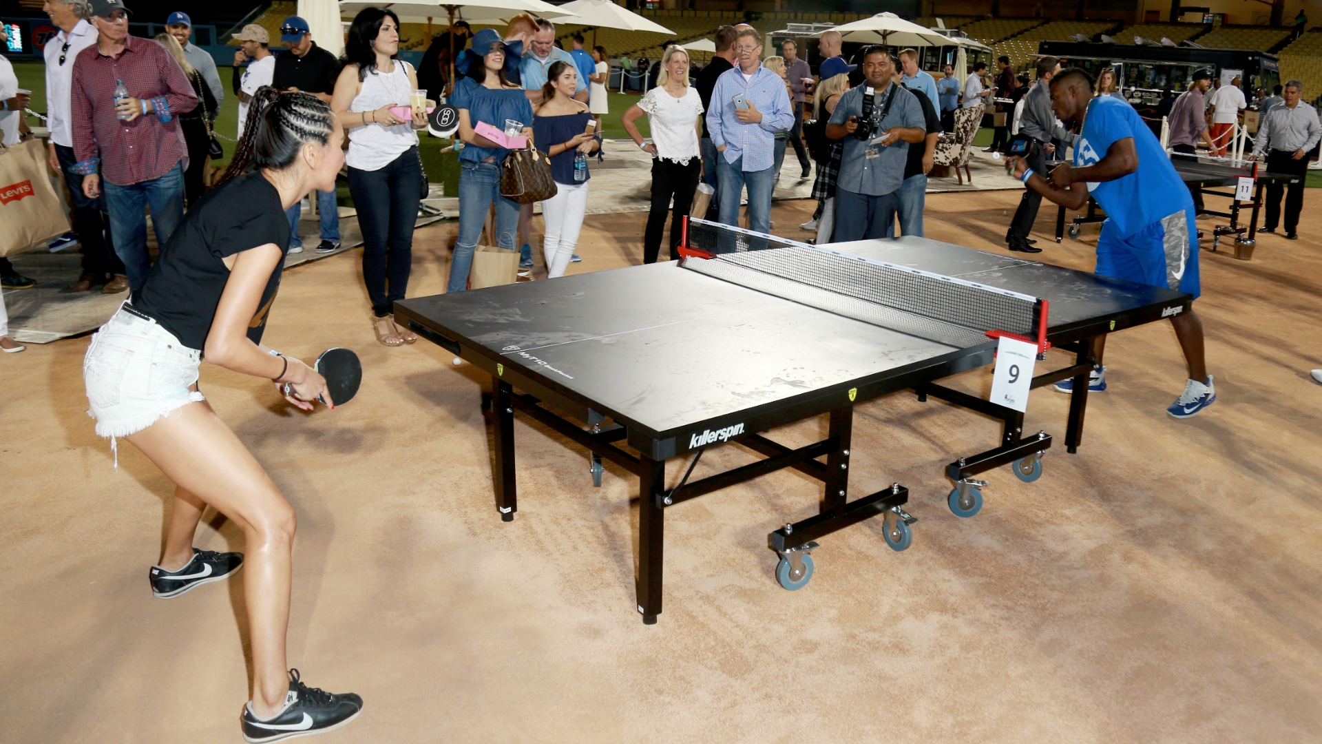 Kershaw hosts charity ping pong event - Stream the Video