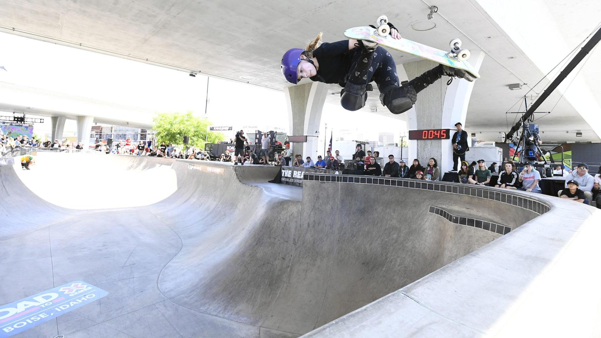 Sabre Norris wins Women's Skate Park at Road To X Games Boise 2018