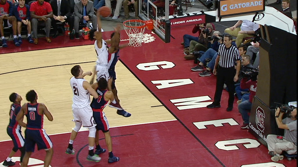 South Carolina S Lawson Throws Down Putback Poster Watch Espn