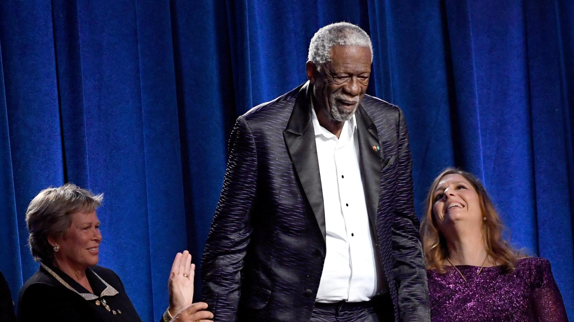 Bill Russell riceve la standing ovation per l'Arthur Ashe Award