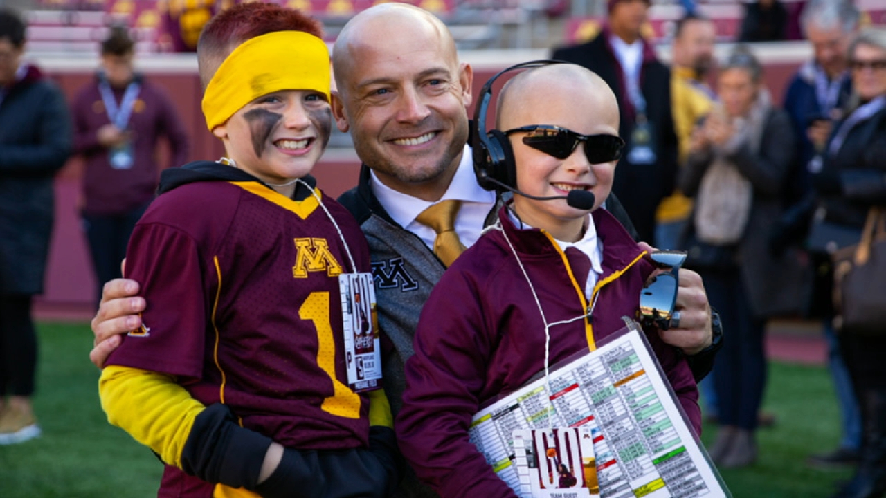 Even A Fan Can Become A College Football Meme Watch Espn