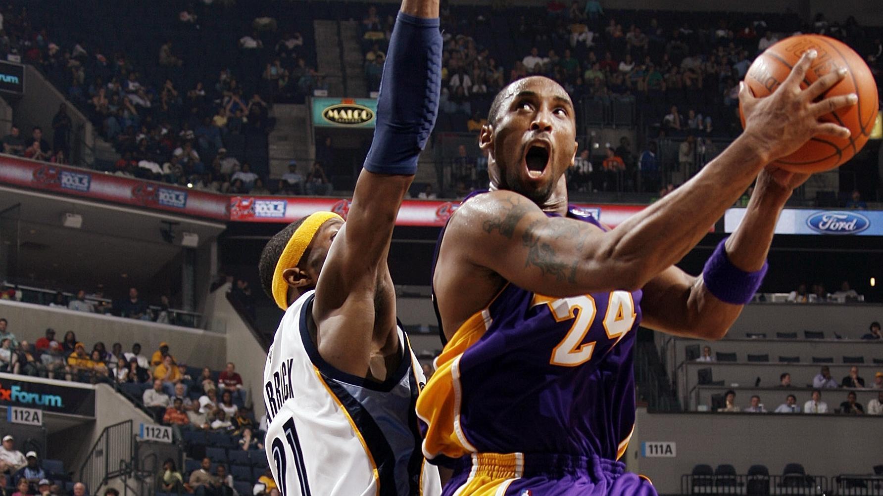 On This Date Kobe Scores 60 Vs Grizzlies Watch Espn