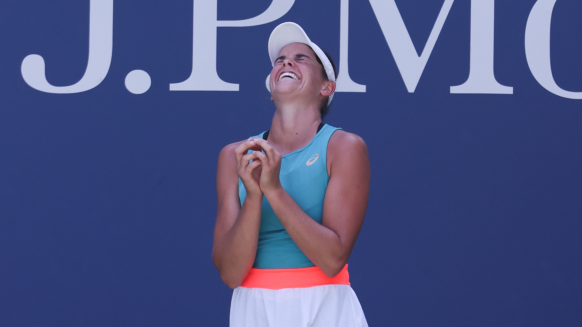 Jennifer Brady reaches first Grand Slam quarterfinal
