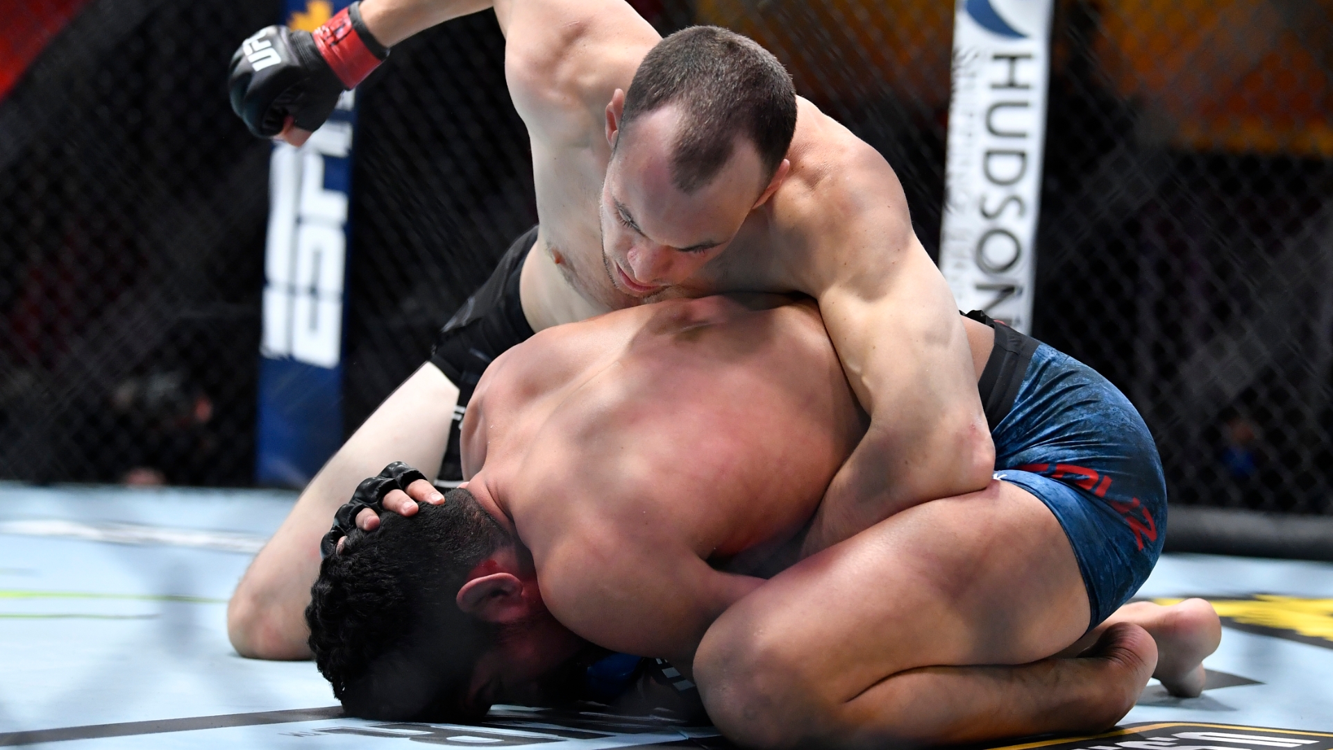 Uros Medic demolishes Aalon Cruz in first round of UFC debut