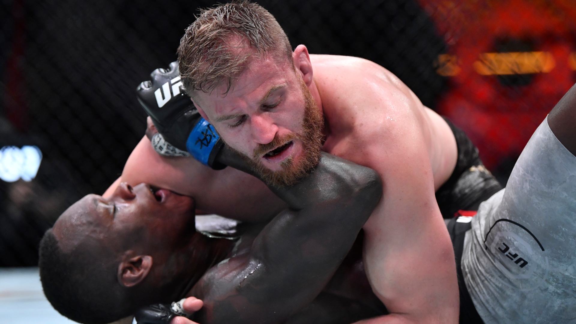 Blachowicz takes late rounds to the mat in decision win vs. Adesanya