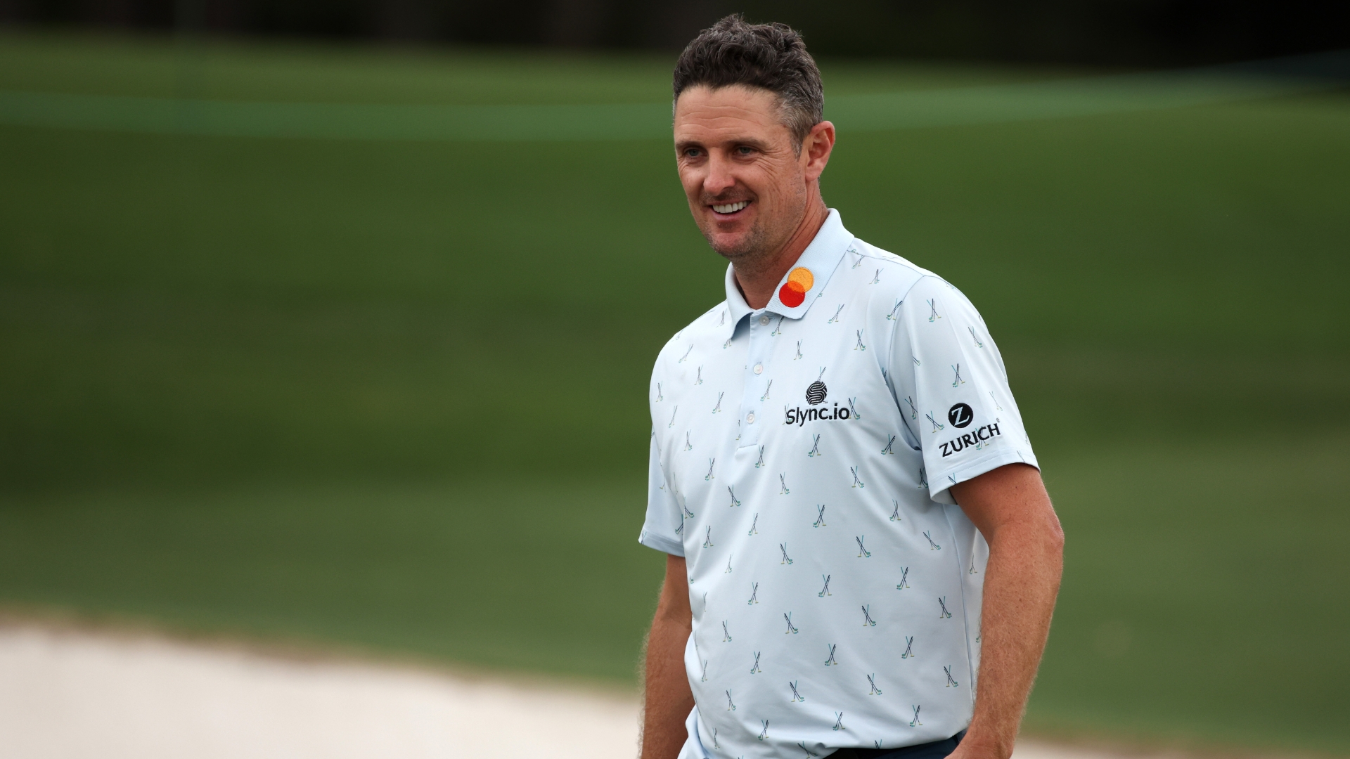Justin Rose shoots 65, leads by 4 strokes after Round 1