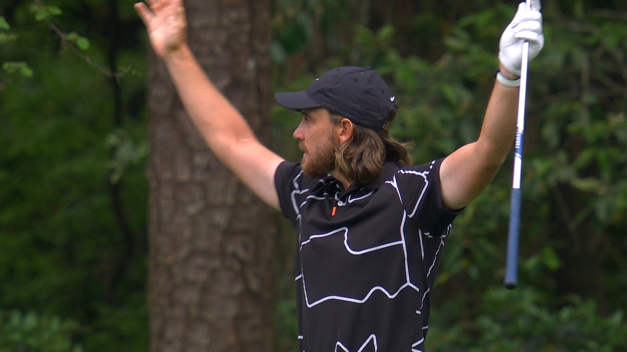 Fleetwood drops in hole-in-one on 16