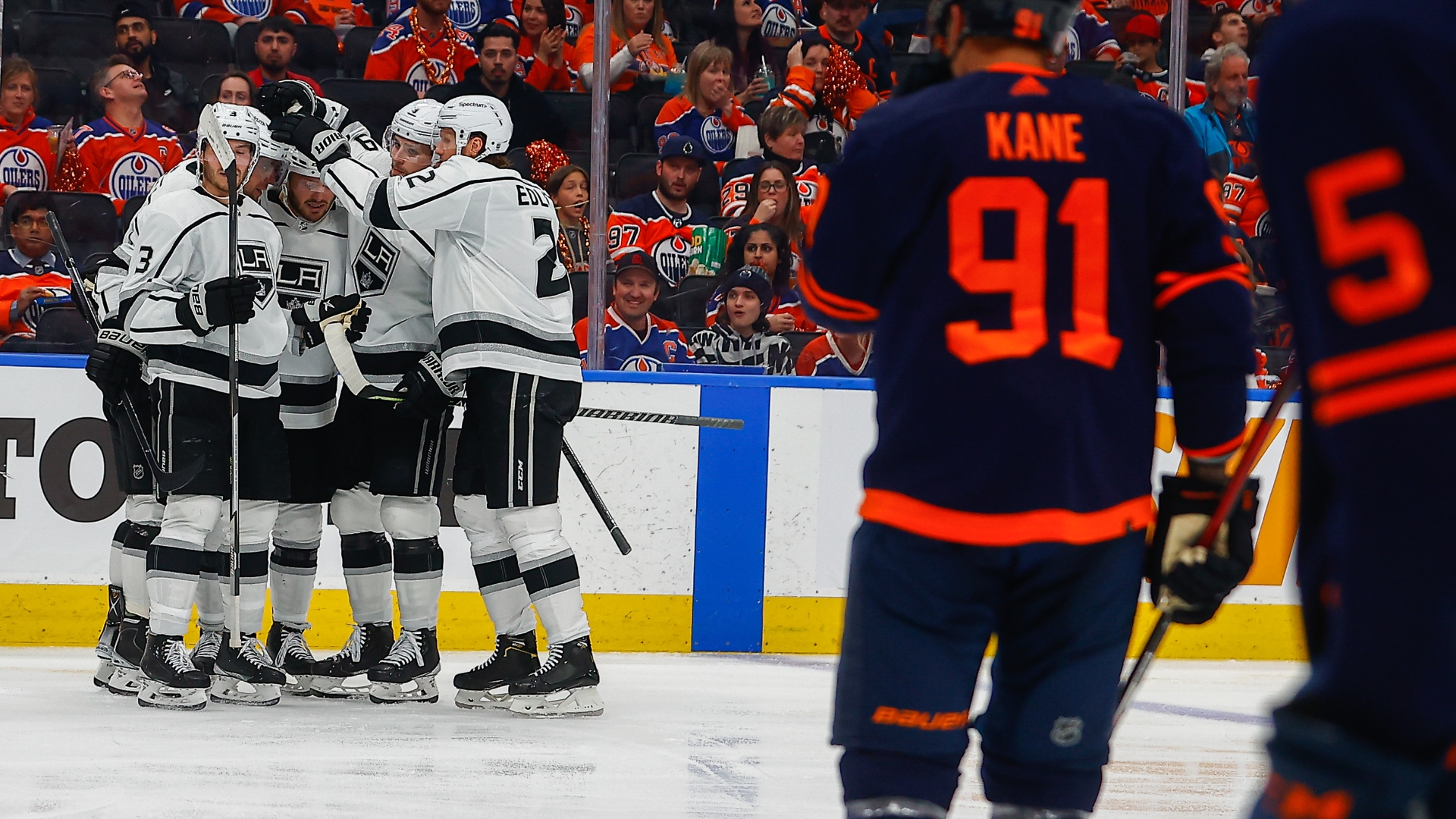 Kings stave off Oilers to claim Game 1 - Stream the Video