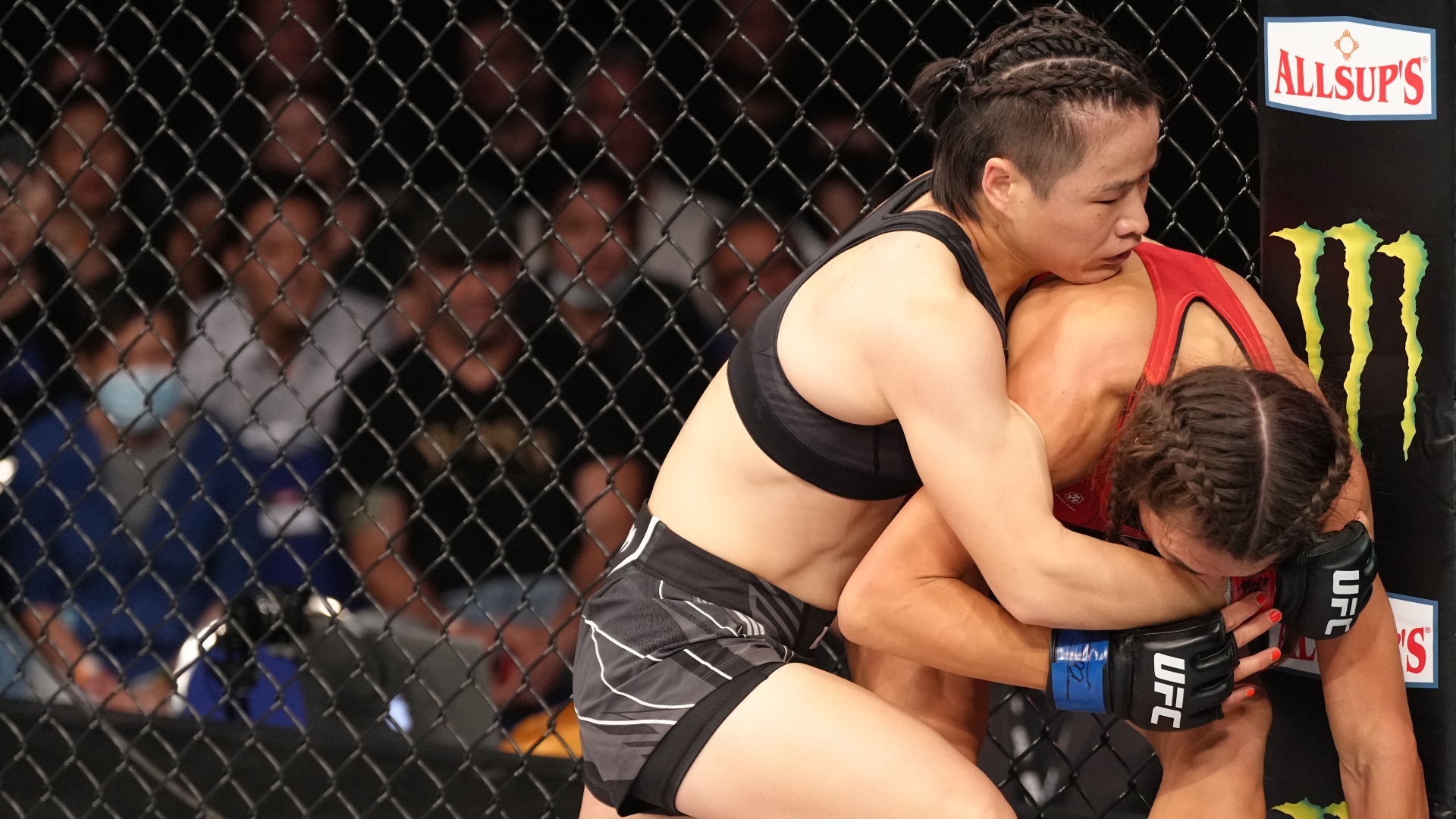 Joanna Jedrzejczyk (Women's Strawweight) MMA Profile - ESPN