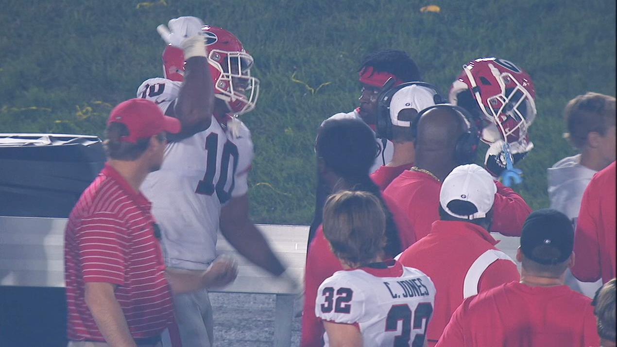 Tempers flare on Georgia's sideline after giving up a TD