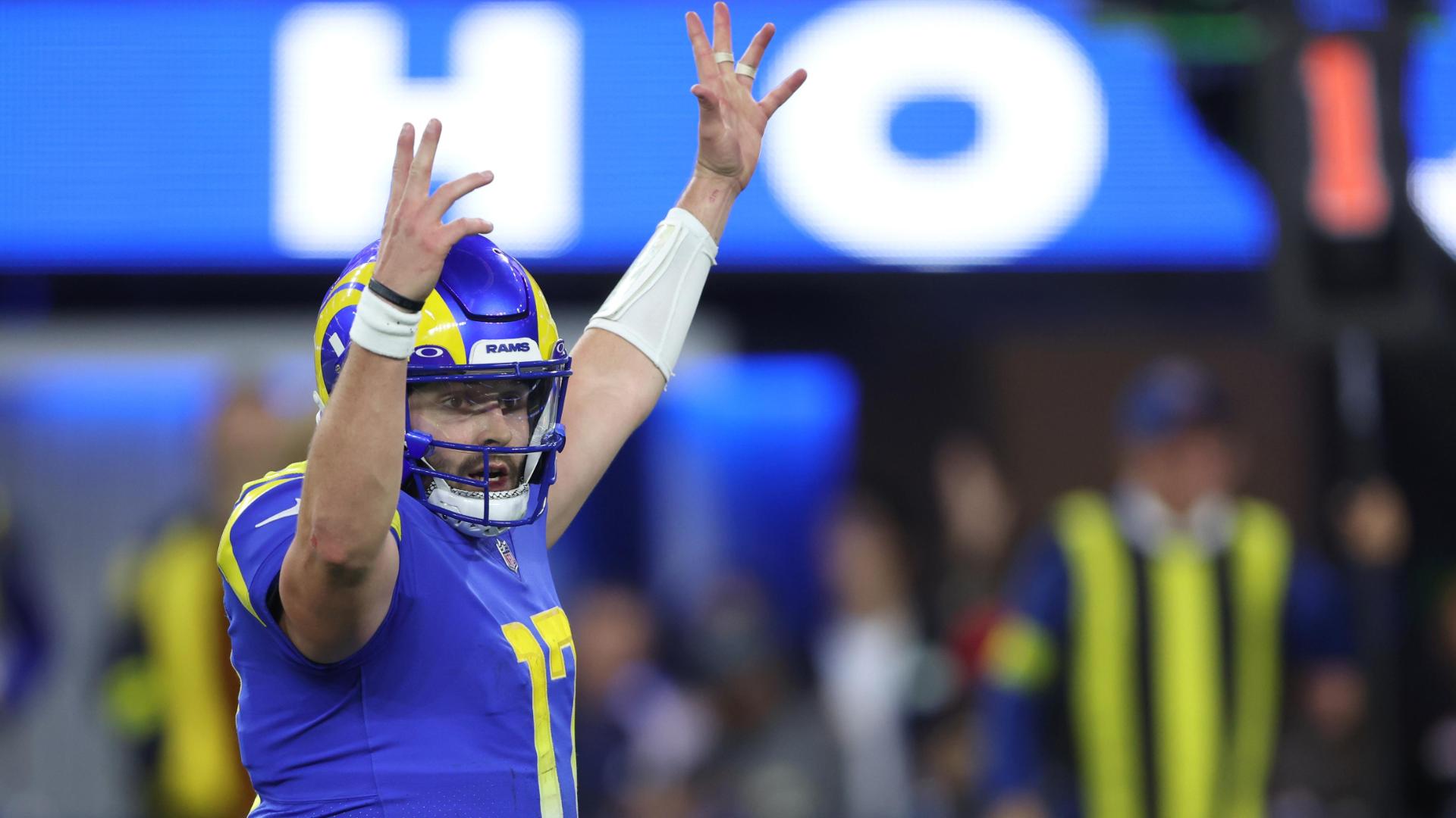 Baker Mayfield tosses goahead TD in closing moments Watch ESPN