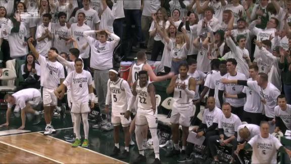 Tyson Walker increases Spartans' lead with another trey