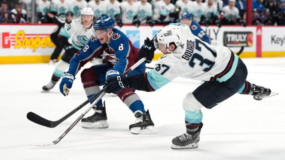 Kraken use flurry of first period goals to bury Avalanche in 3-2