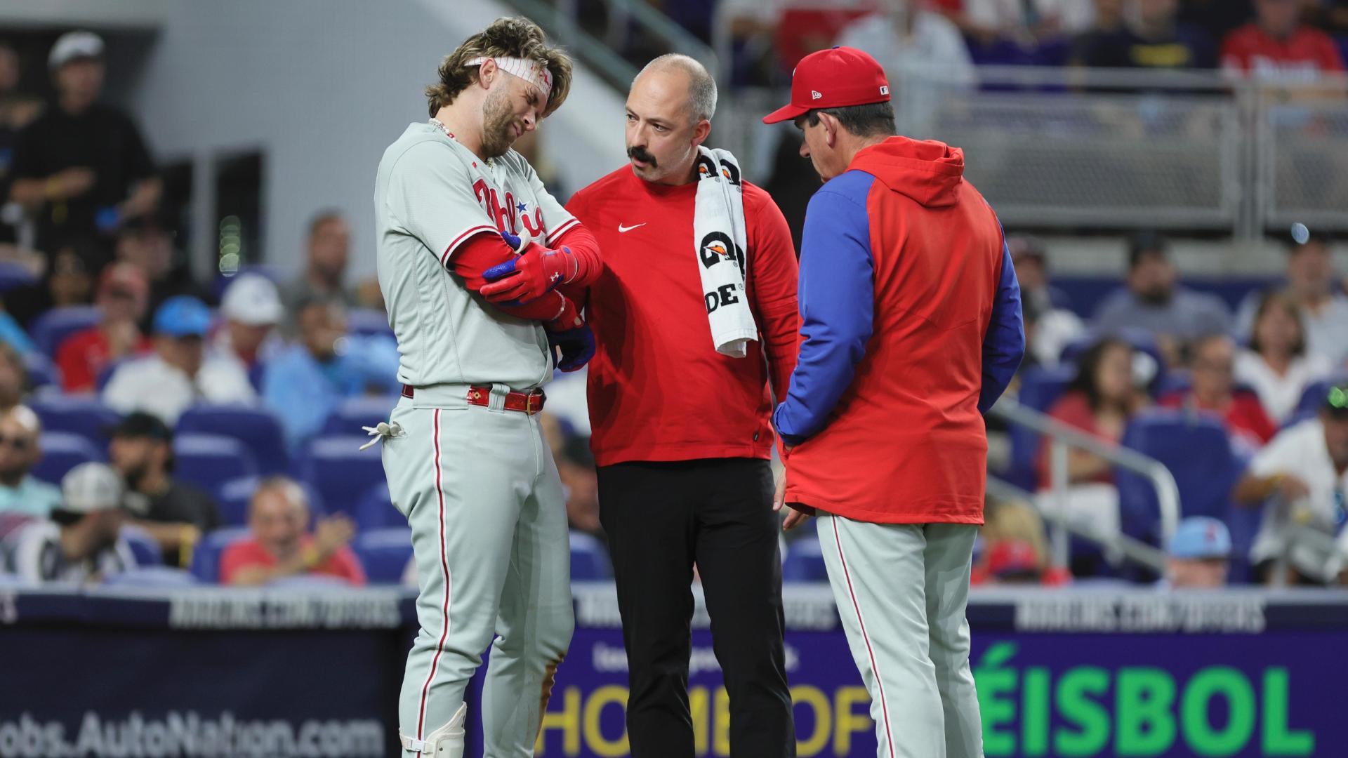 Bryce Harper exits after being hit by a pitch in right elbow Stream