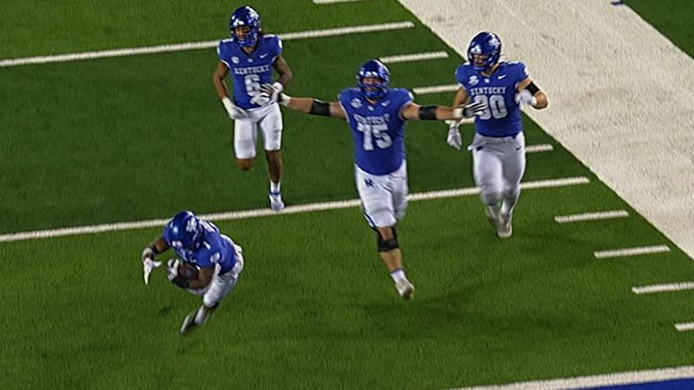 Kentucky Scores Miraculous TD Behind Devin Leary And Ray Davis Stream Ss 20230916 214415318 23407101309