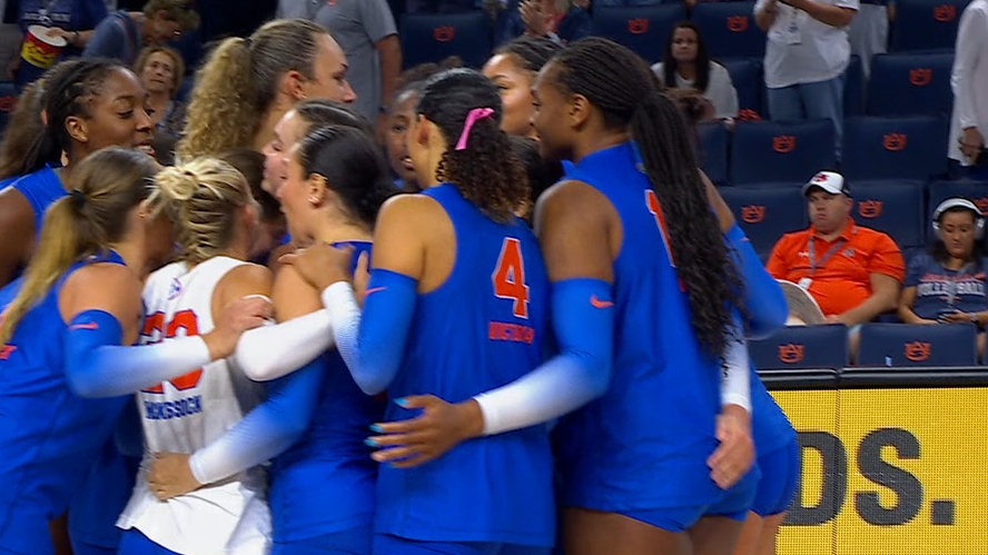 Florida holds off Auburn to win incredible match