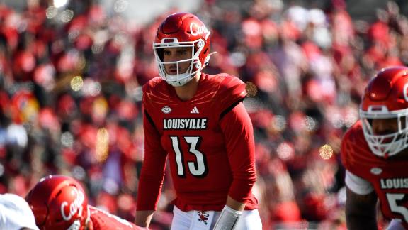 The 5 best Louisville Cardinals uniforms of 2015 - Page 3