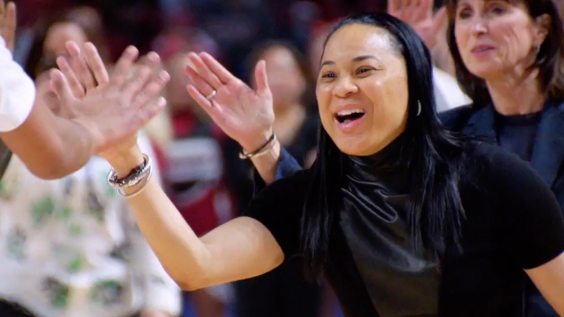 Walk-along with South Carolina’s Dawn Staley