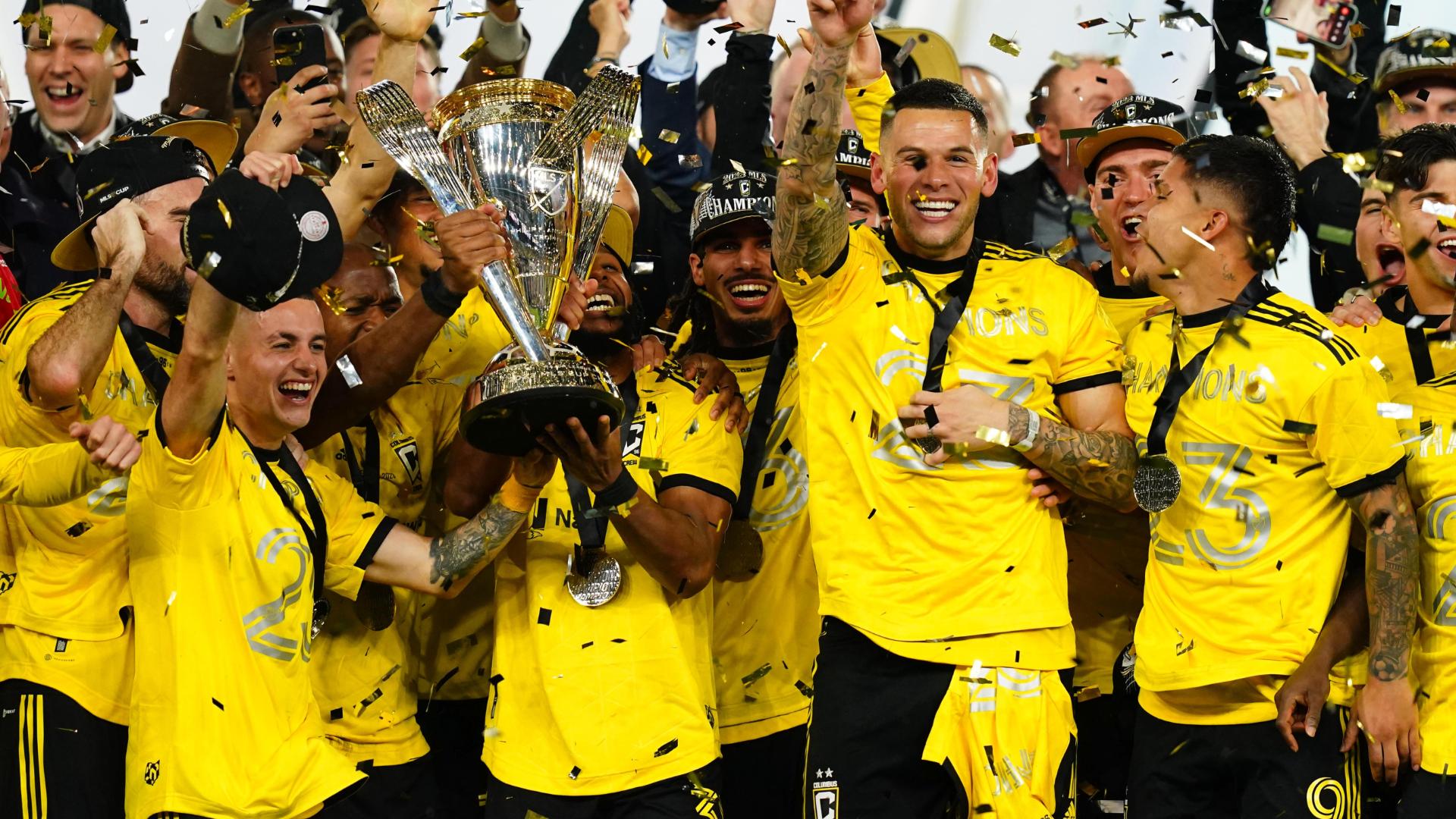 Columbus hang on vs. LAFC to win MLS Cup