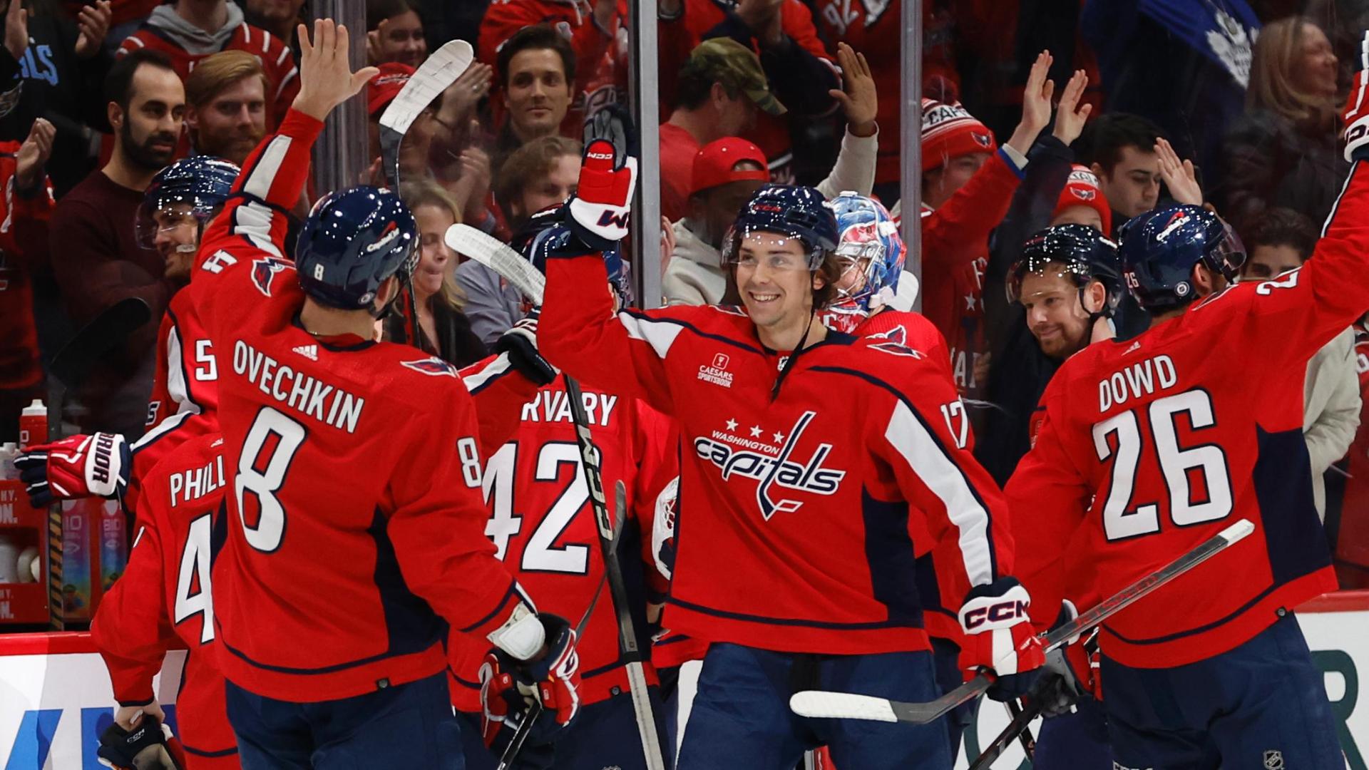 Dylan Strome wins it for the Capitals in OT