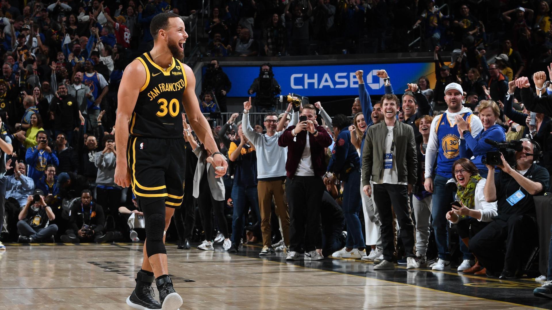 Steph sinks deep 3 in final second to put Warriors on top