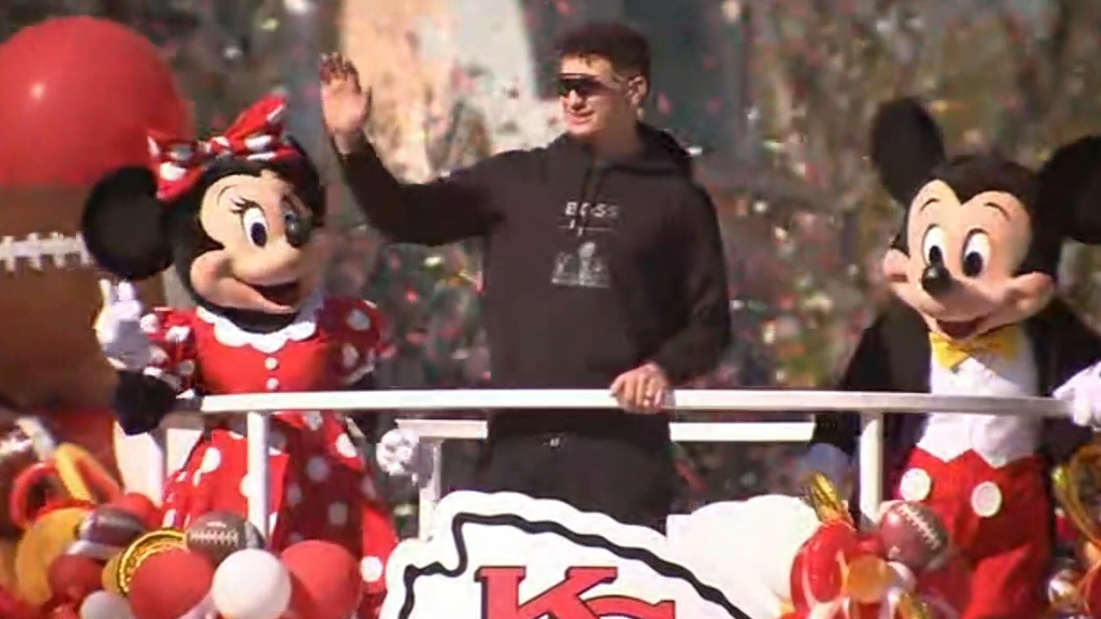 super bowl mvp disneyland