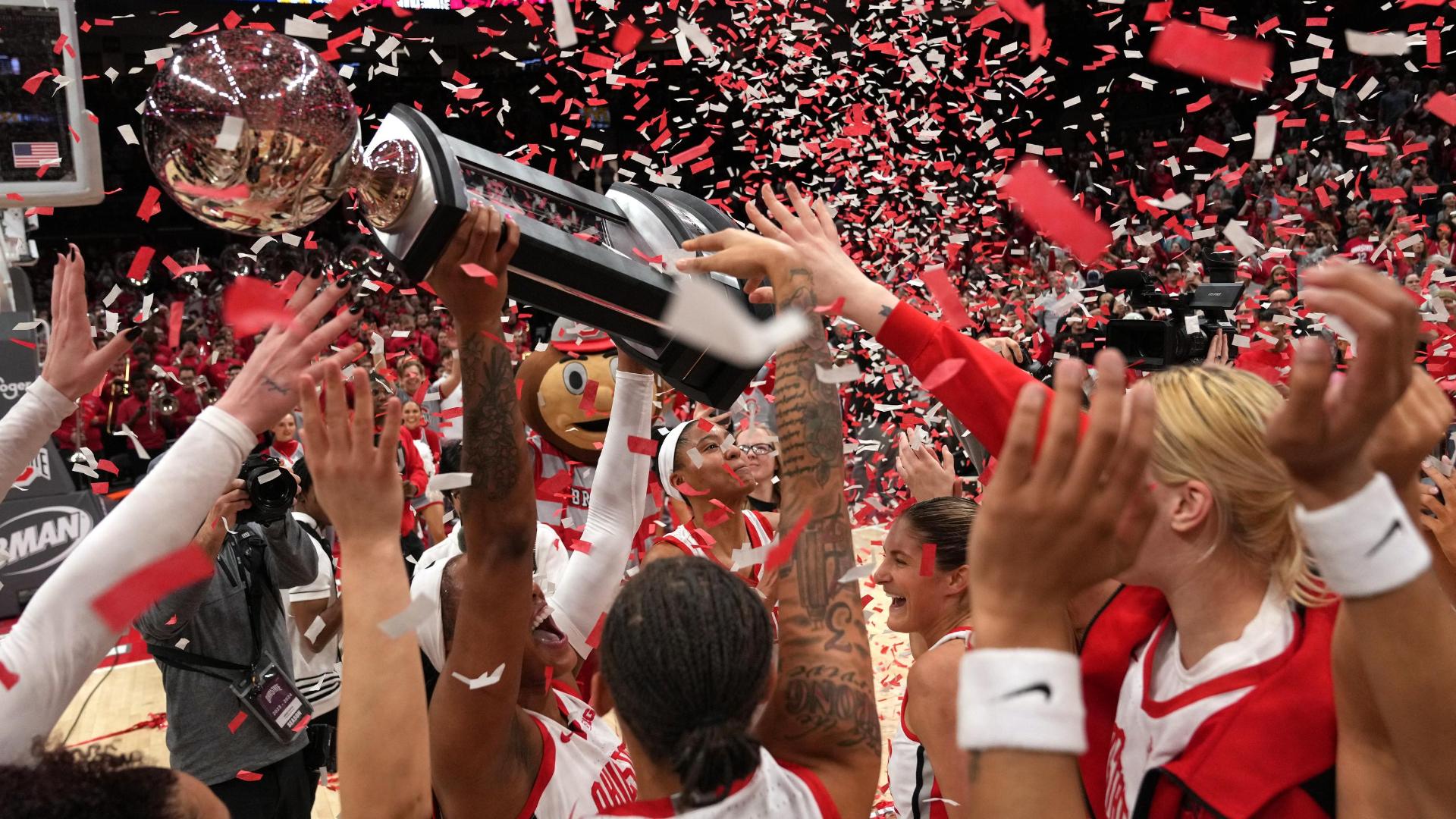 Ohio State celebrates after securing Big Ten title with win over Michigan