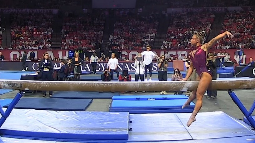 Oklahoma's Ragan Smith gets another 10 on the beam