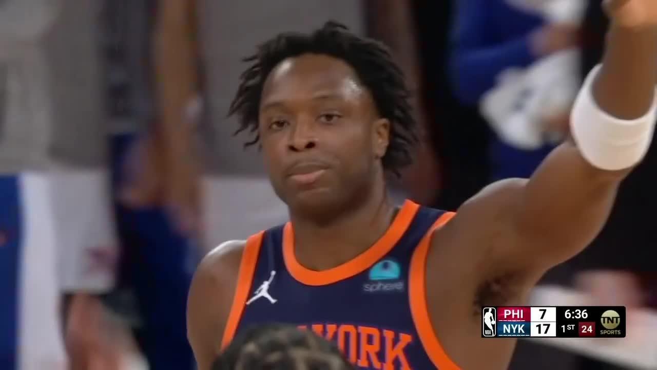 Knicks forward OG Anunoby is out after elbow injury 'flared up