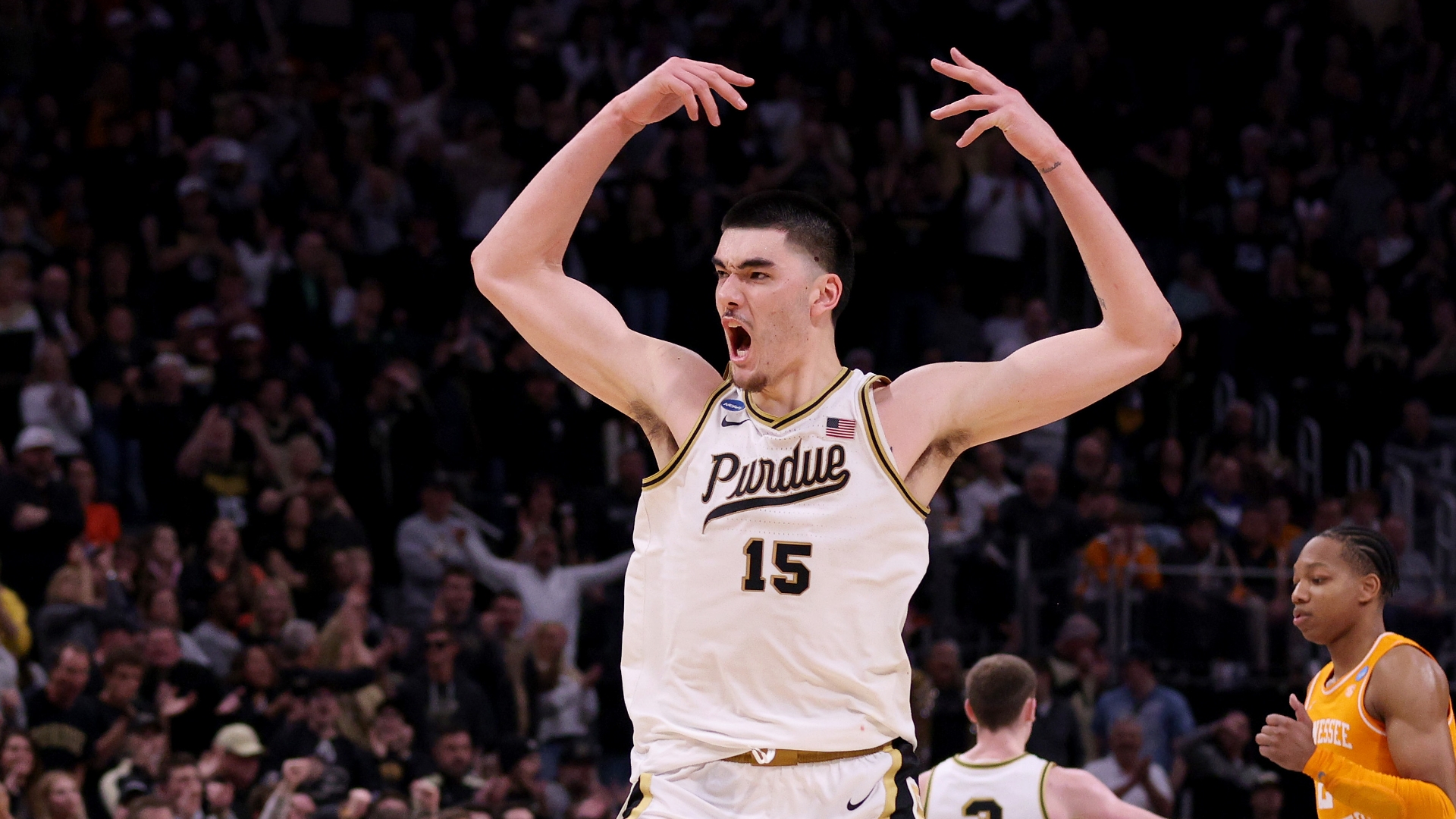 Zach Edey's 14 straight points boost Purdue to the Final Four