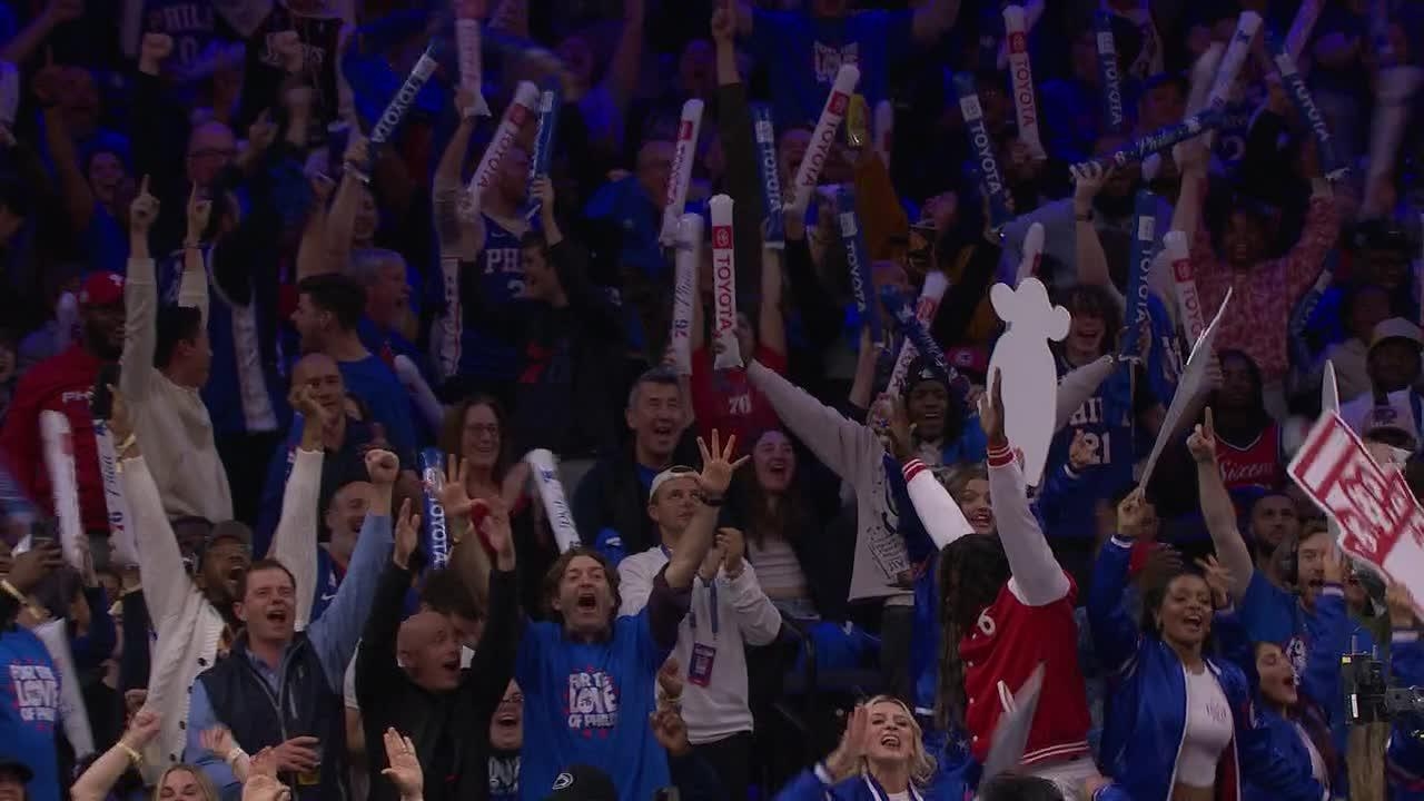 Sixers' fans go wild for free chicken after Heat's 2 missed FTs