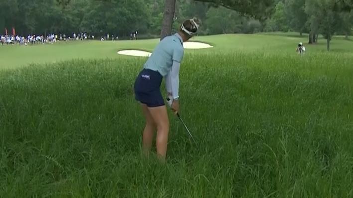 Nelly Korda has incredible par save after errant tee shot