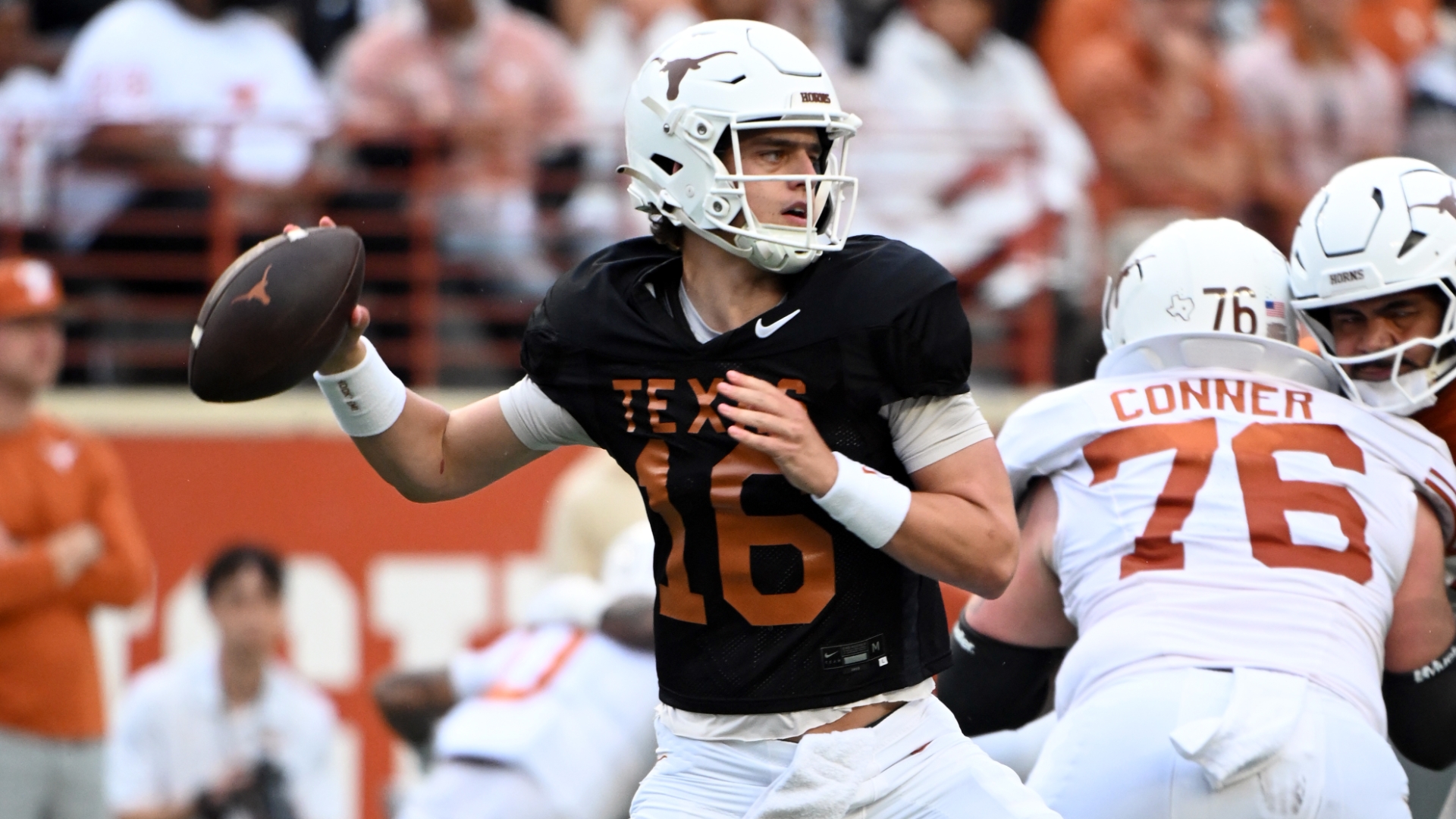 Arch Manning shines in Texas spring game with 3 TD passes