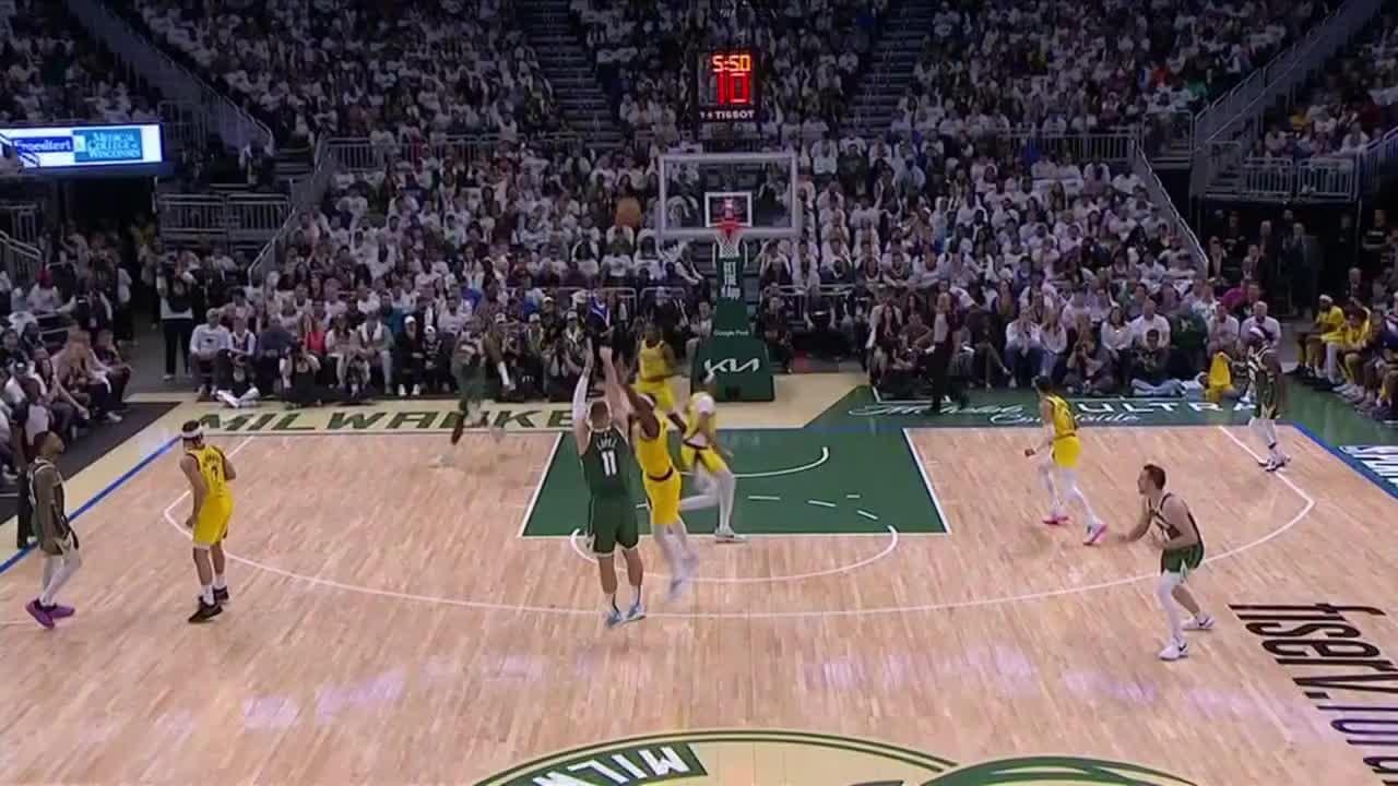 Brook Lopez hits nothing but net on 4th triple