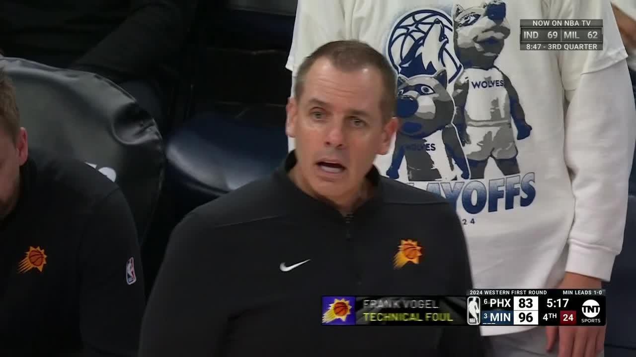Frank Vogel gets technical foul for arguing with refs