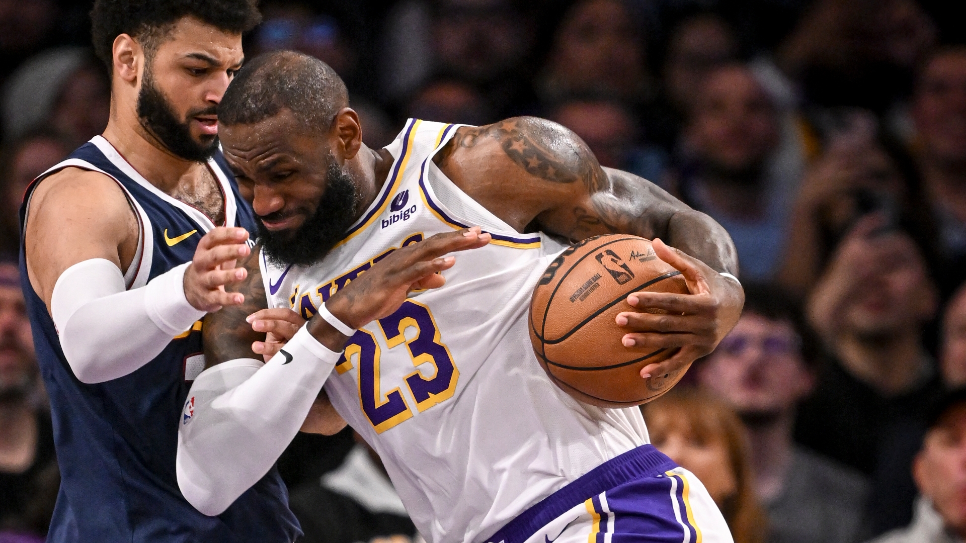 Lakers battle past Nuggets to force Game 5