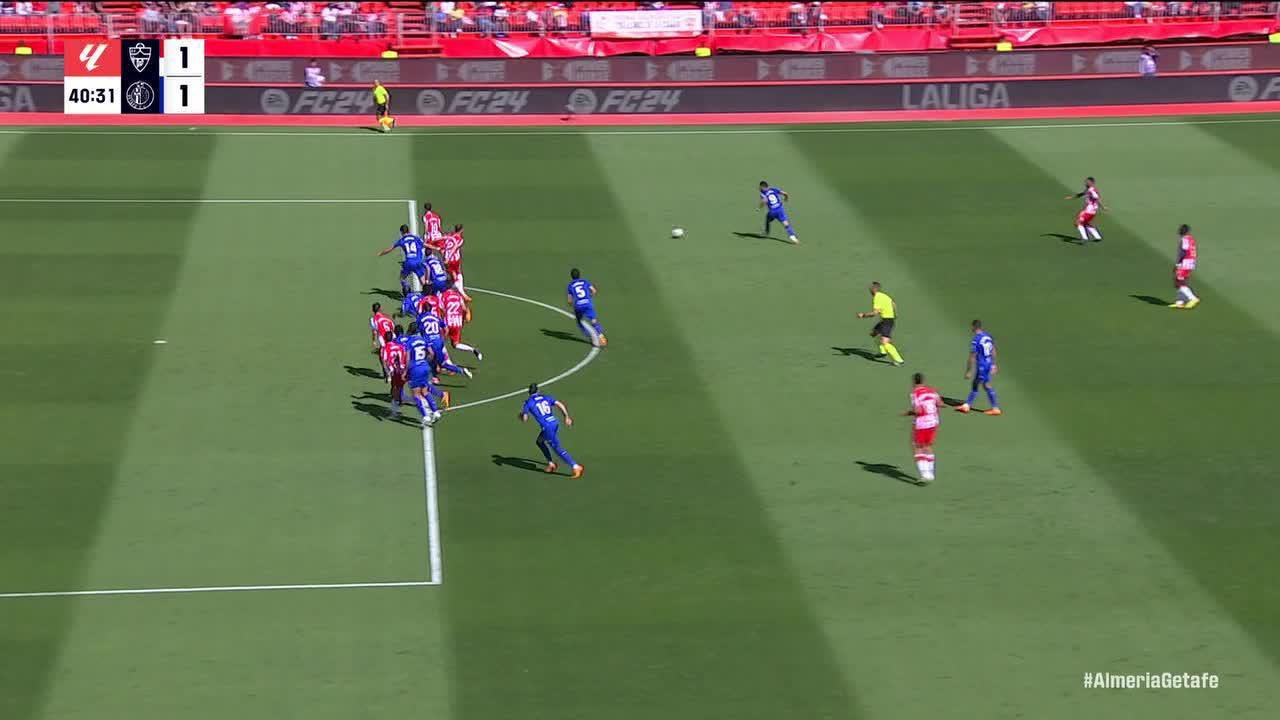Anthony Lozano slots in the goal for Almería