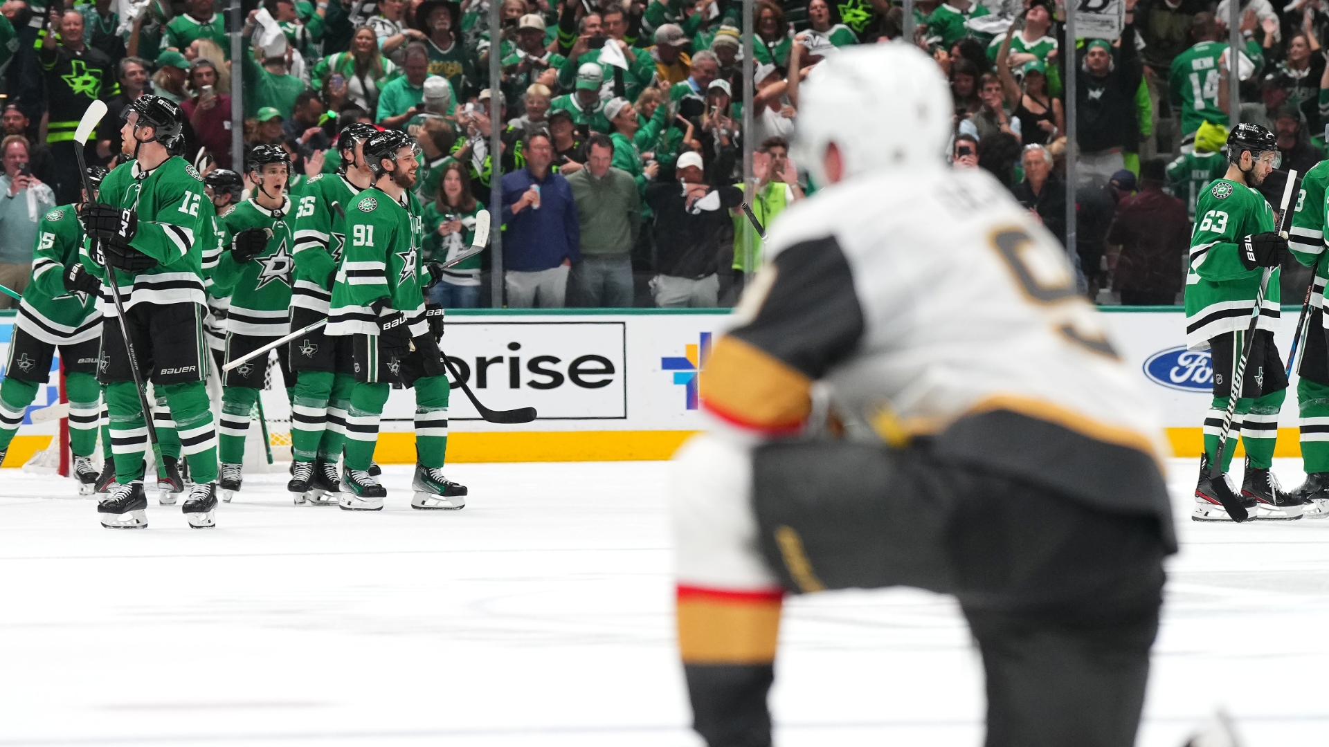 Stars complete series comeback, knock off defending champ Golden Knights