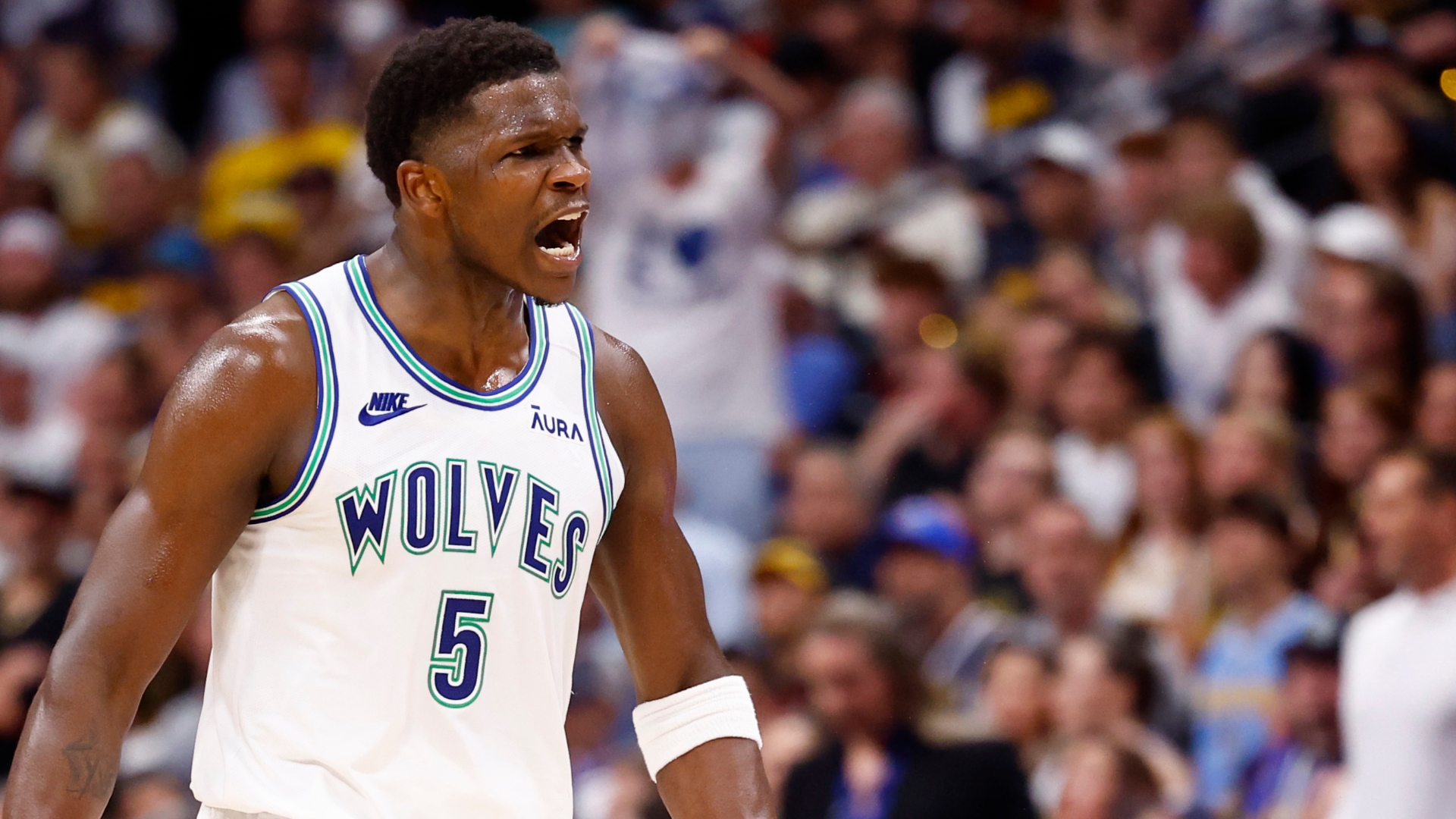 Wolves overcome 20-point deficit to eliminate defending champ Nuggets in Game 7