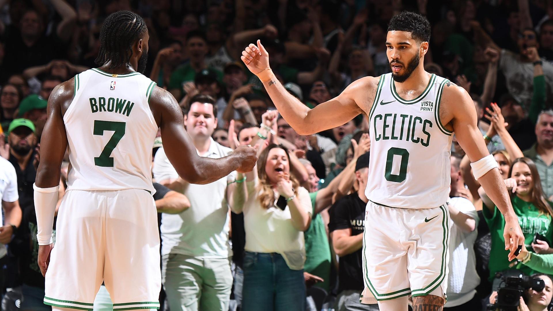 Celtics escape with OT win vs. Pacers in Game 1 after hectic finish