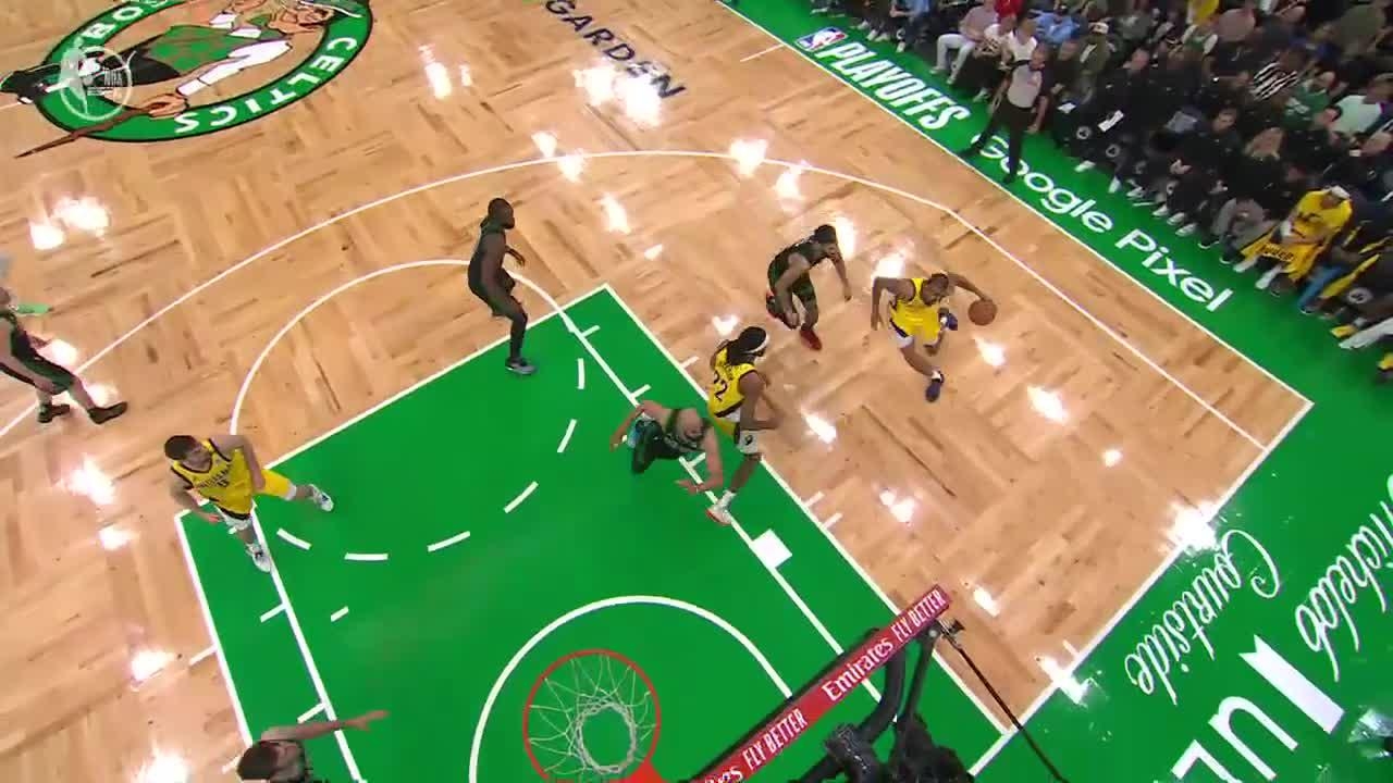 Obi Toppin goes off the glass for a Pacers bucket
