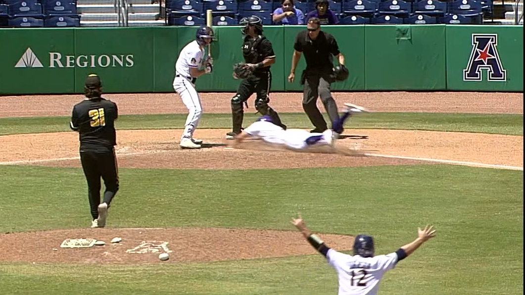 East Carolina walks it off by stealing home