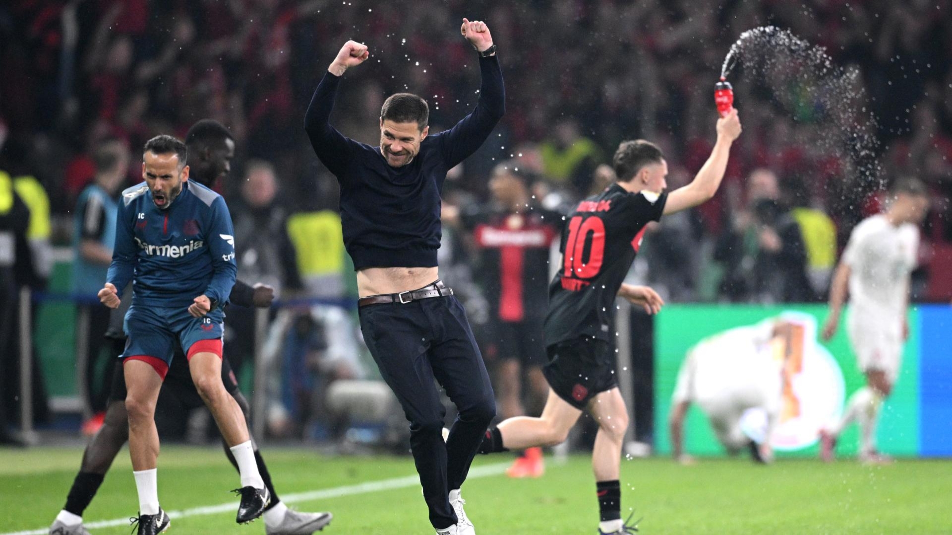 Bayer Leverkusen celebrate after winning DFB-Pokal