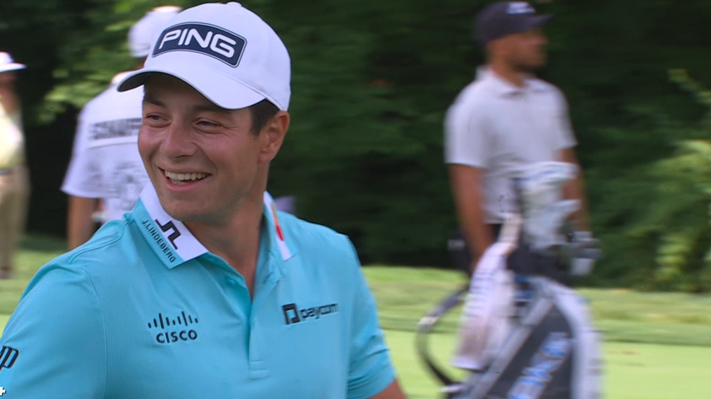 Viktor Hovland all smiles before his eagle