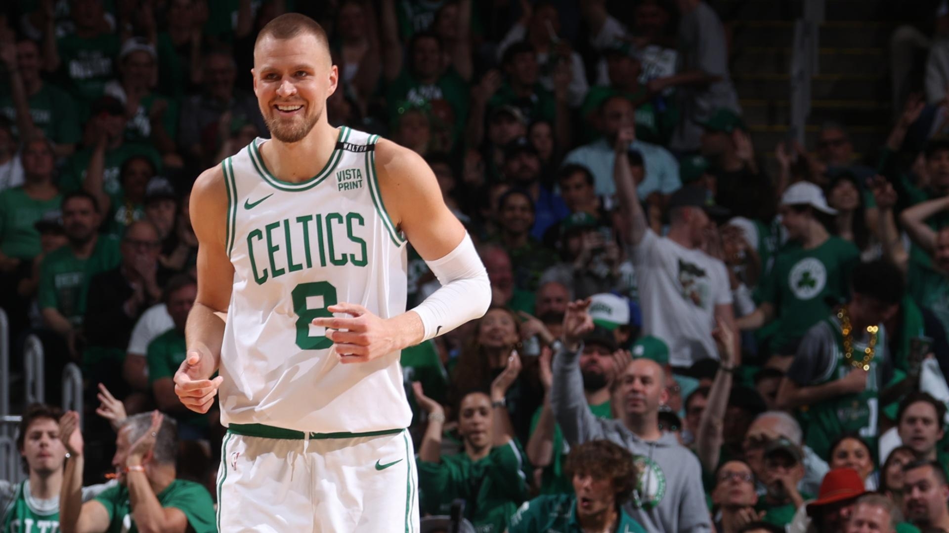 Kristaps Porzingis steps up with 20 in return to Celtics' lineup