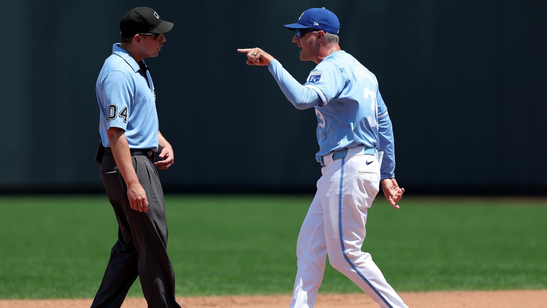 Royals manager ejected after heated exchange with umpire