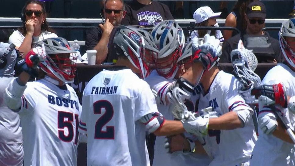 Zac Tucci's Hail Mary goal ends the quarter for the Cannons